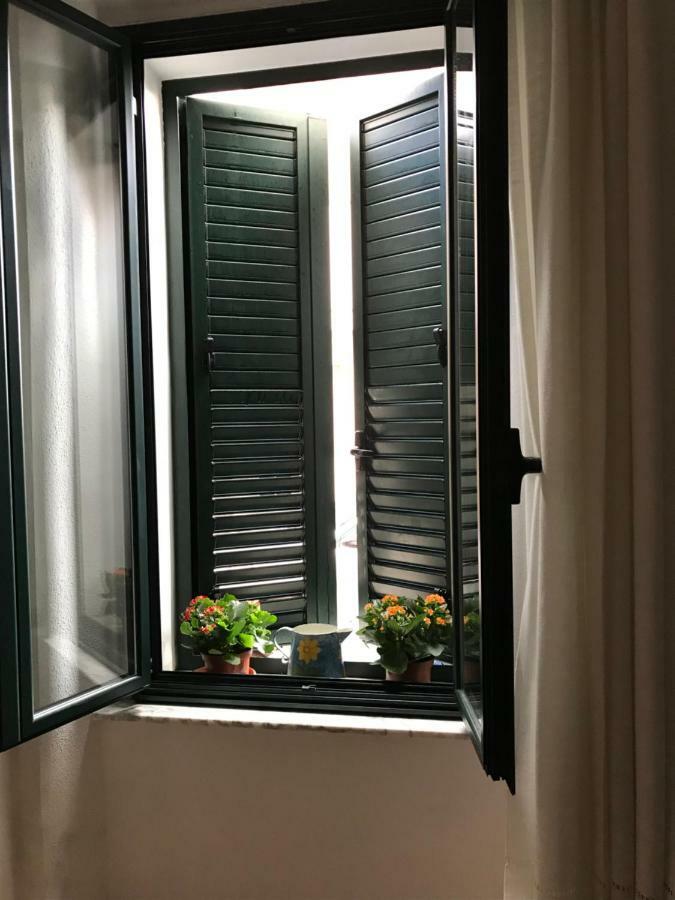 Sardegna vicino ad Olbia La casa nel vicolo Villa Berchidda Esterno foto