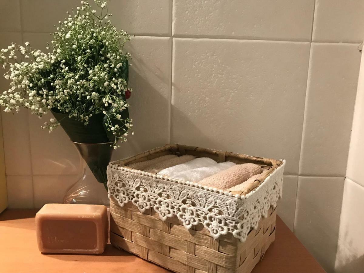 Sardegna vicino ad Olbia La casa nel vicolo Villa Berchidda Esterno foto